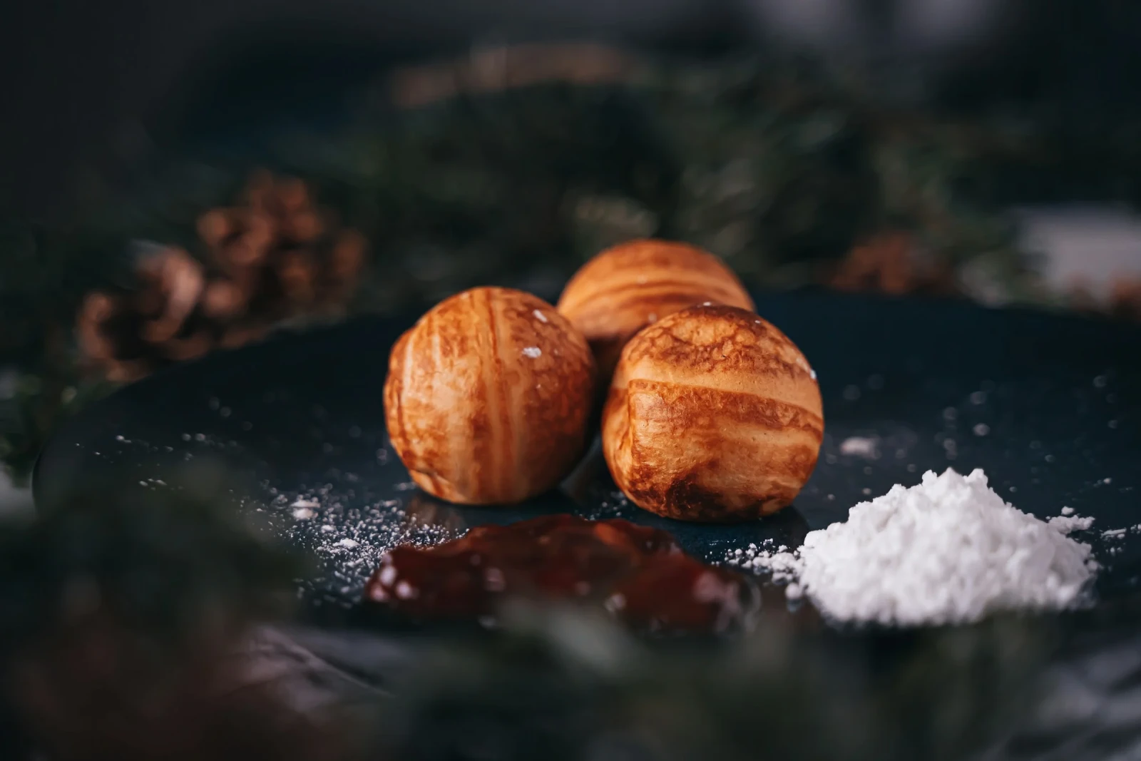 Рождественское угощение - æbleskiver