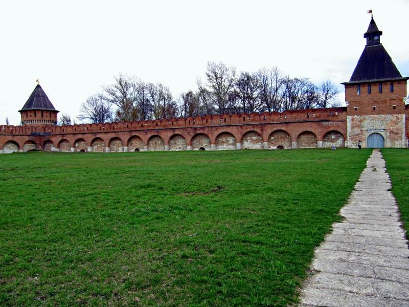 Тульский Кремль. Ивановская Башня и Башня Ивановских ворот.