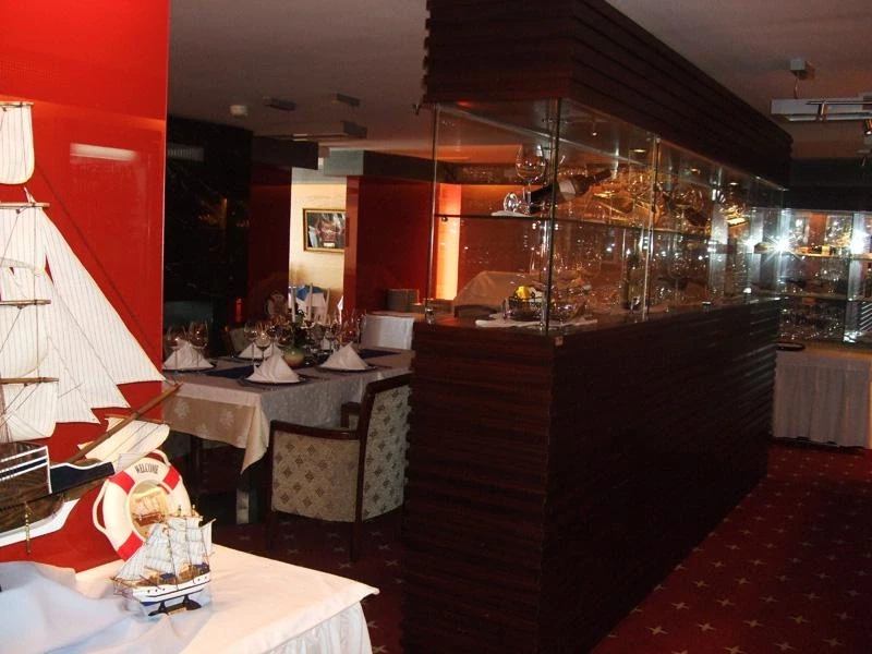 Maestral Resort and Casino