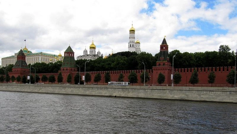 Наша Москва. Прогулка на кораблике по Москве реке. Кремль