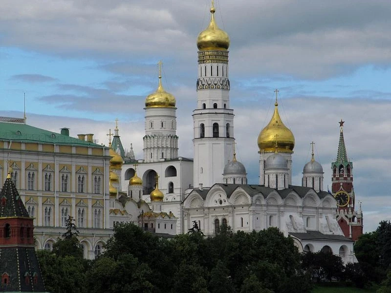 Наша Москва. Прогулка на кораблике по Москве реке. Кремль