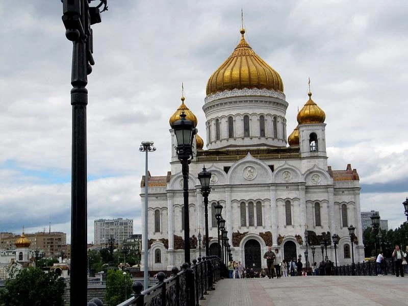 Наша Москва. Прогулка на кораблике по Москве реке. Храм Христа Спасителя