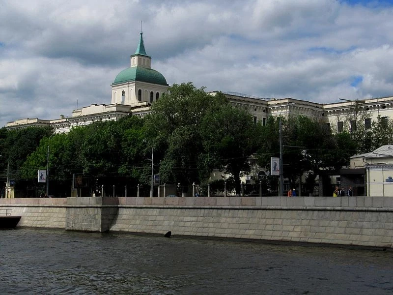 Наша Москва. Прогулка на кораблике по Москве реке.