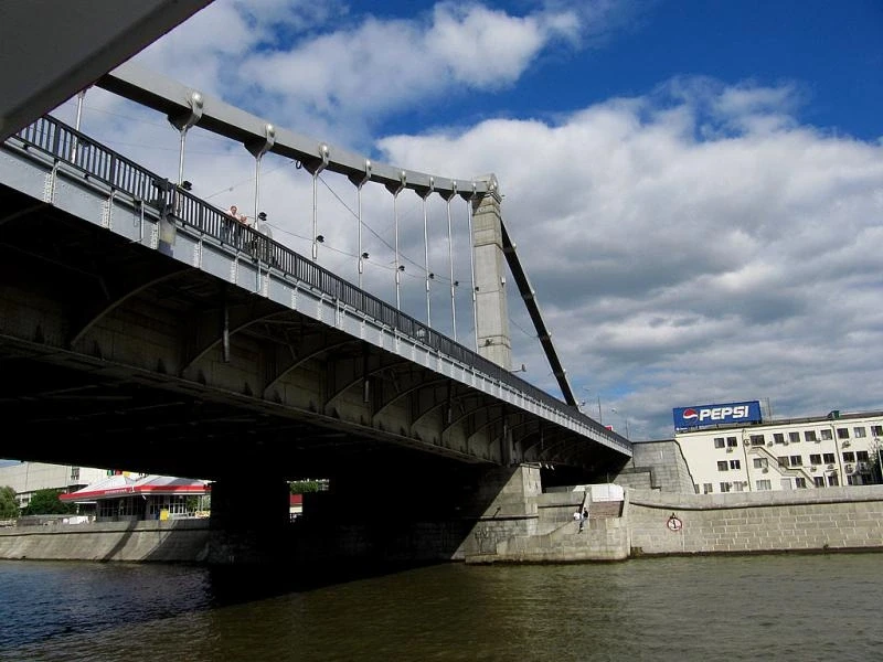 Наша Москва. Прогулка на кораблике по Москве реке. Крымский мост