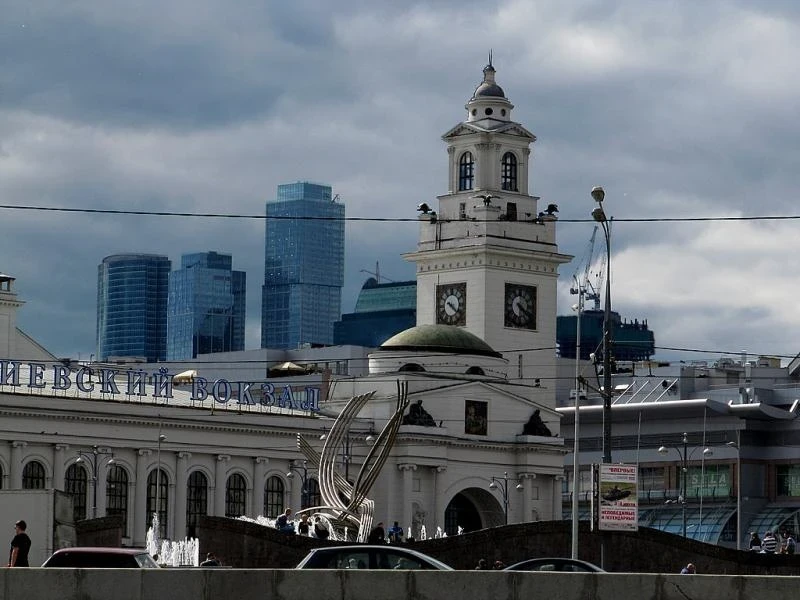 Москва. Прогулка на кораблике по Москве реке.Площадь Европы.Киевский вокзал