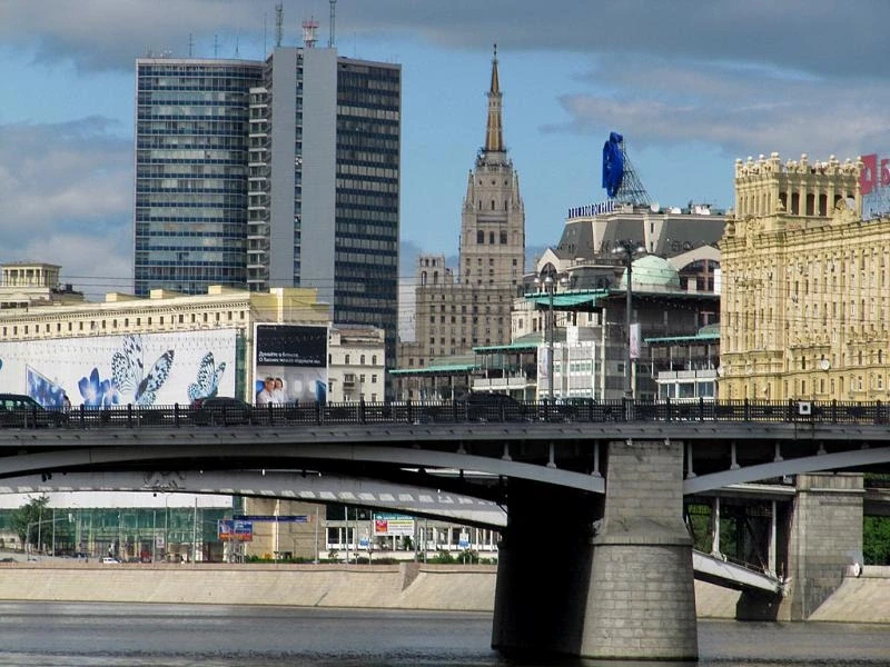 Москва. Прогулка на кораблике по Москве реке.
