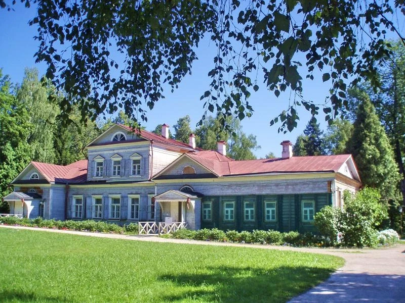 усадебный дом