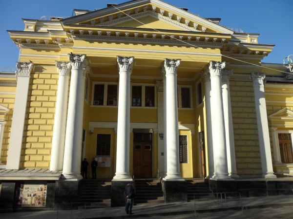 Мировые религии в Москве - синагога, костел, мечеть, баптистский храм
