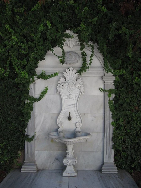 Азиатская часть Стамбула. На территории Отеля Bosphorus Palace