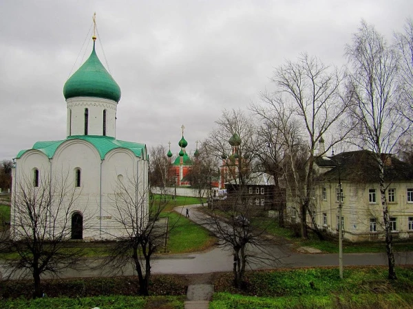 Переславль-Залесский. Красная площадь. Спасо-Преображенский Собор