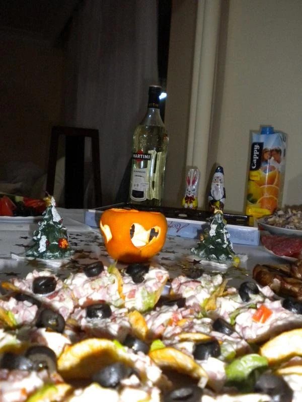 русский новый год6) заяц и дед мороз:)