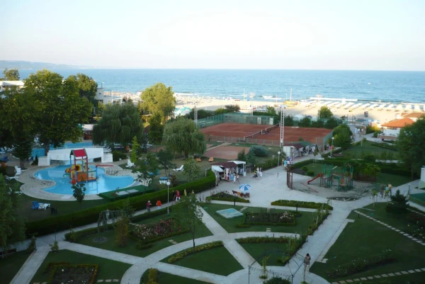 Отдых в Болгарии.2008. Албена.Золотые пески.
