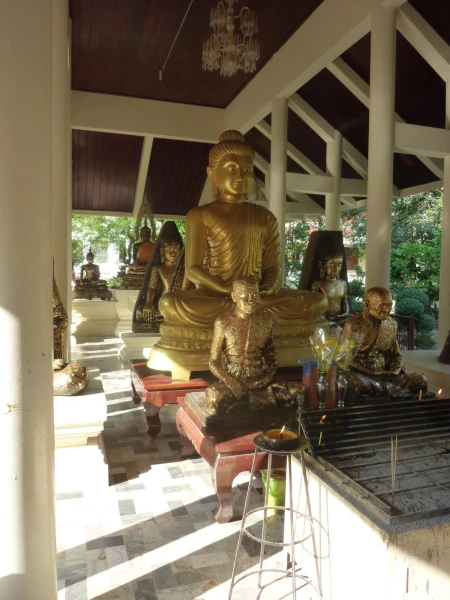 Храм Wat Pho Banakla.