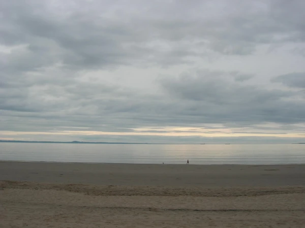 море