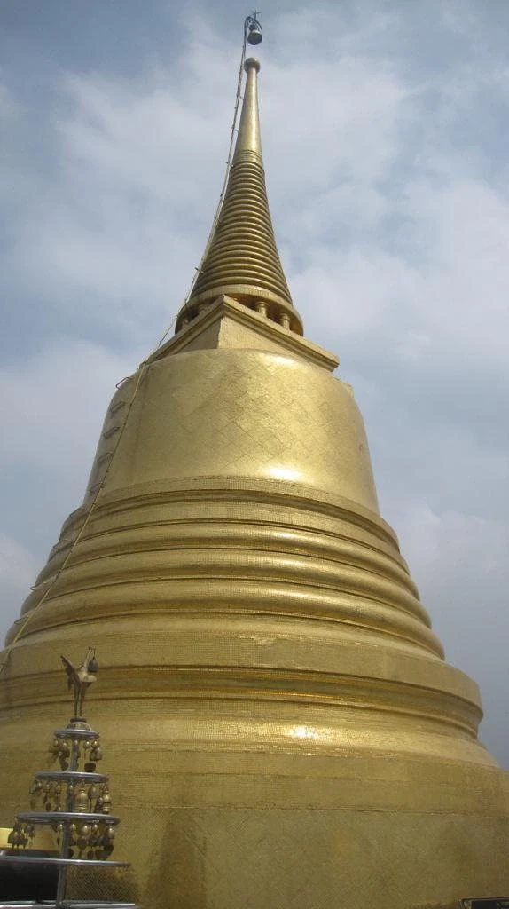 Wat Saket (Храм золотой горы)