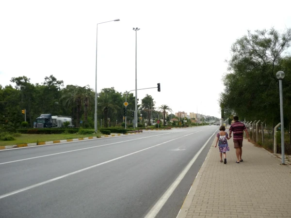 дорога от отеля до поселка Авсаллар