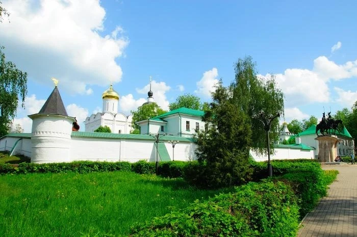 Дмитров. Борисоглебский монастырь