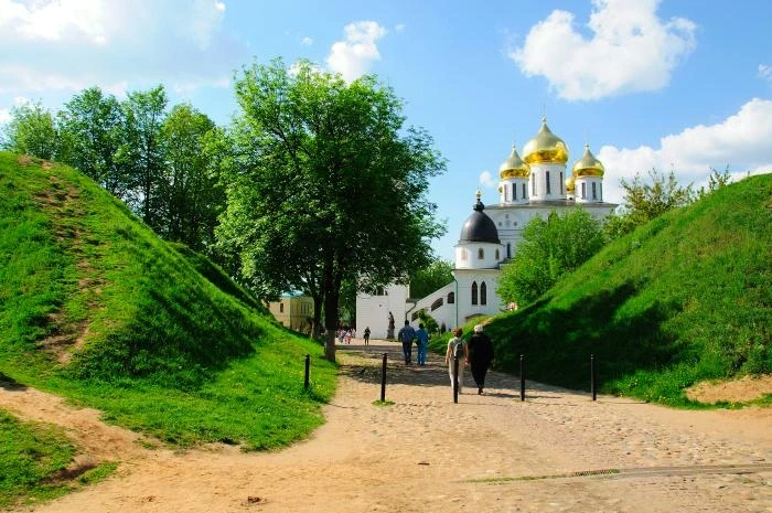 Дмитров. Кремль. Земляные Валы