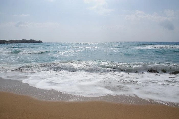 TSAMBIKA BEACH