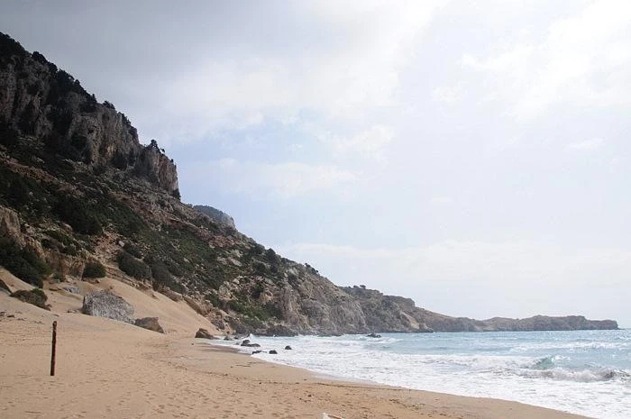 TSAMBIKA BEACH
