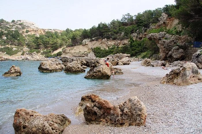  ANTHONY QUINN BAY