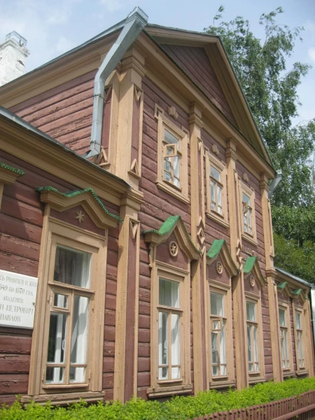 Домик-крошка с мезонином в три окошка. Дом-музей академика И. Павлова в Рязани.
