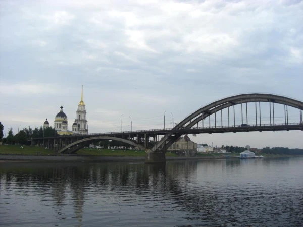 мост и собор