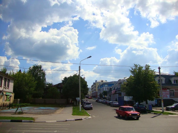Вверх по улице Богородская  площадь