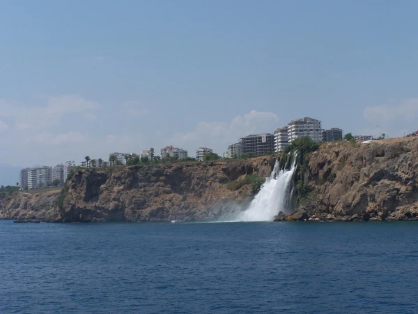 водопад в Антальи