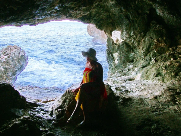 Cape Greko. В пещере отшельников