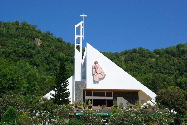 Католический храм