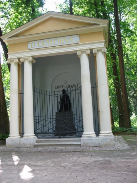 Храм-памятник Екатерине II