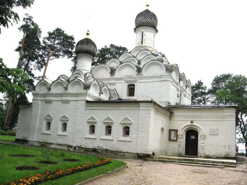 Храм Архангела-Михаила 1660 г.