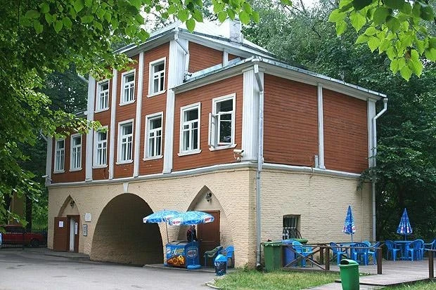 Каменная кладовая
