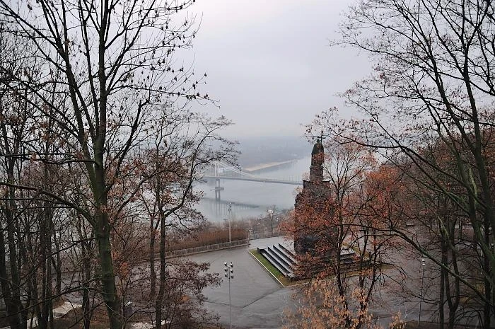 Памятник князю Владимиру