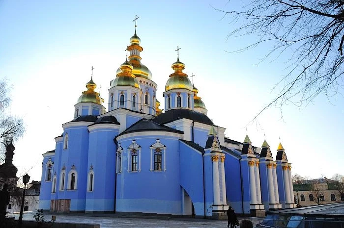 Михайловский Златоверхий монастырь