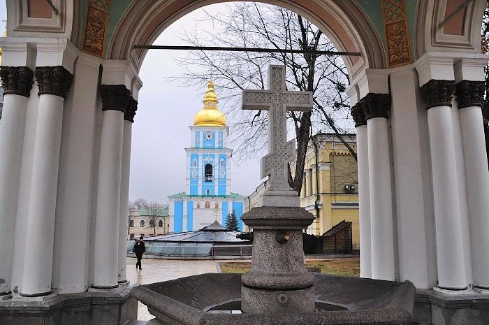 Михайловский Златоверхий монастырь
