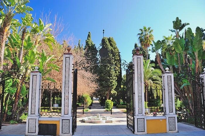 Парк «Parque de la Constitucion»