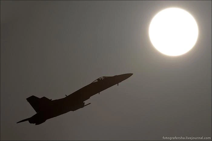 F-18