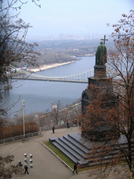Памятник Князю Владимиру