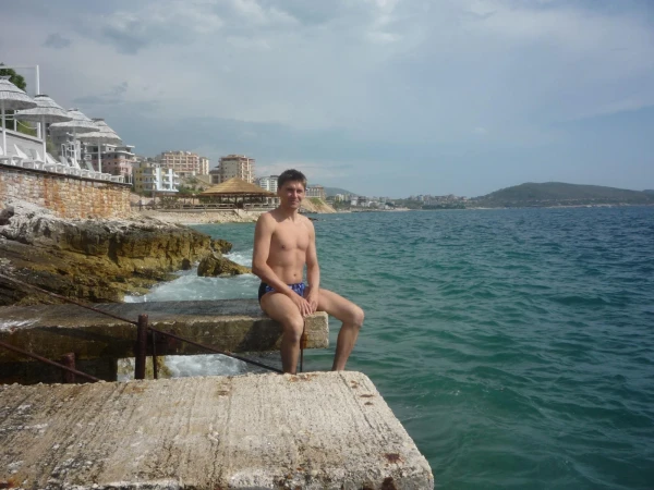 В Саранде