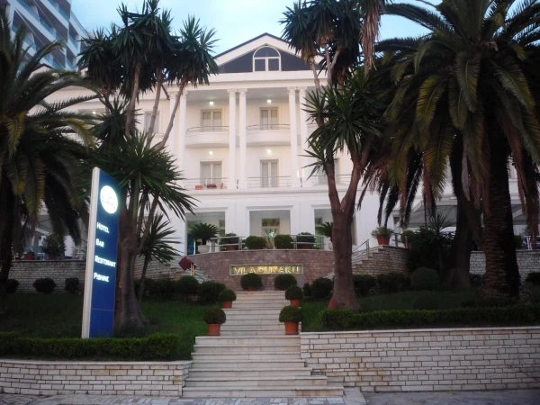 Отель Vila Duraku (Саранда)