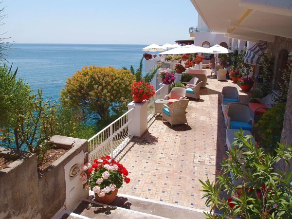 терраса отеля Miramare