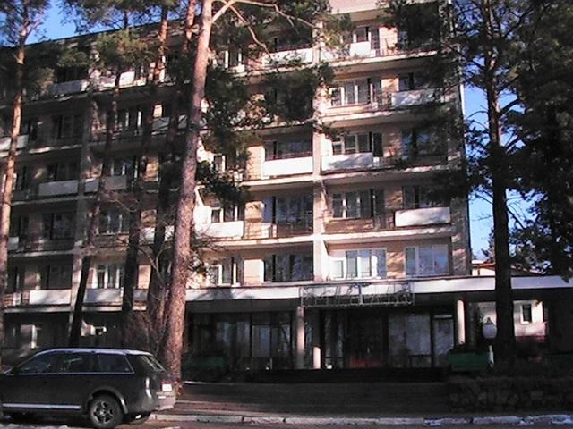 Один из старых корпусов гостиницы