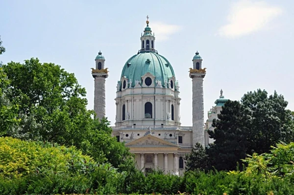 Карлскирхе