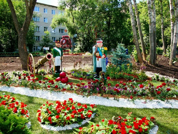 Одна из самых интересных композиций 1812-2012 ПОДВИГАМ ДОБЛЕСТИ СЛАВА, ЧЕСТЬ, ПАМЯТЬ (г.Видное)