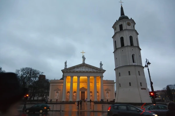 Кафедральная площадь