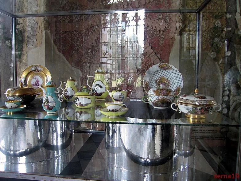 Кусково, 2007 г. Грот.