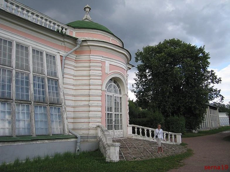 Кусково, 2007 г. Большая каменная оранжерея.