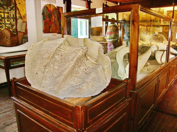 ПАЛЕОКАСТРИЦА. Монастырский музей